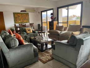 Estación A - Amplias habitaciones con baño privado en apartamento